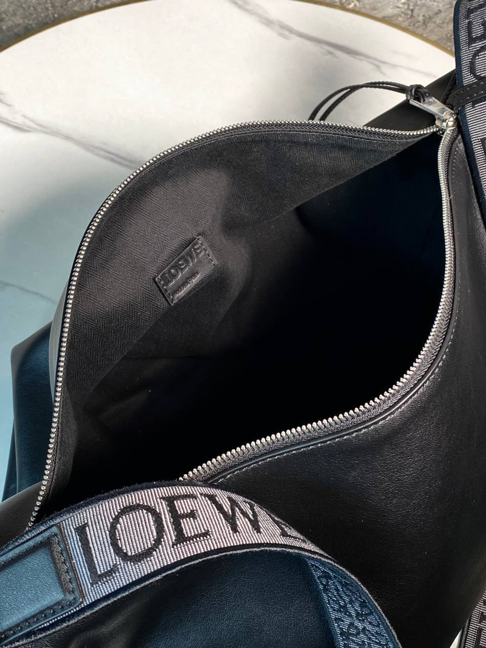 Сумка-мессенджер Loewe