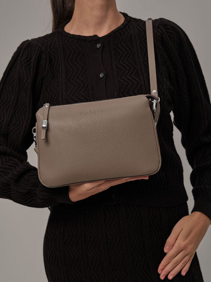 Сумка кожаная Azaro 3013 тауп