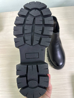 Чесли женские(мех) 38р уценка_1330