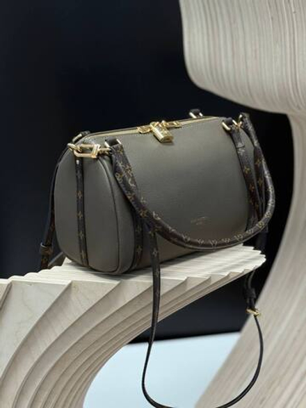 Сумка Louis Vuitton