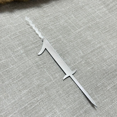 Свеча-топпер цифра «1» в серебряном цвете