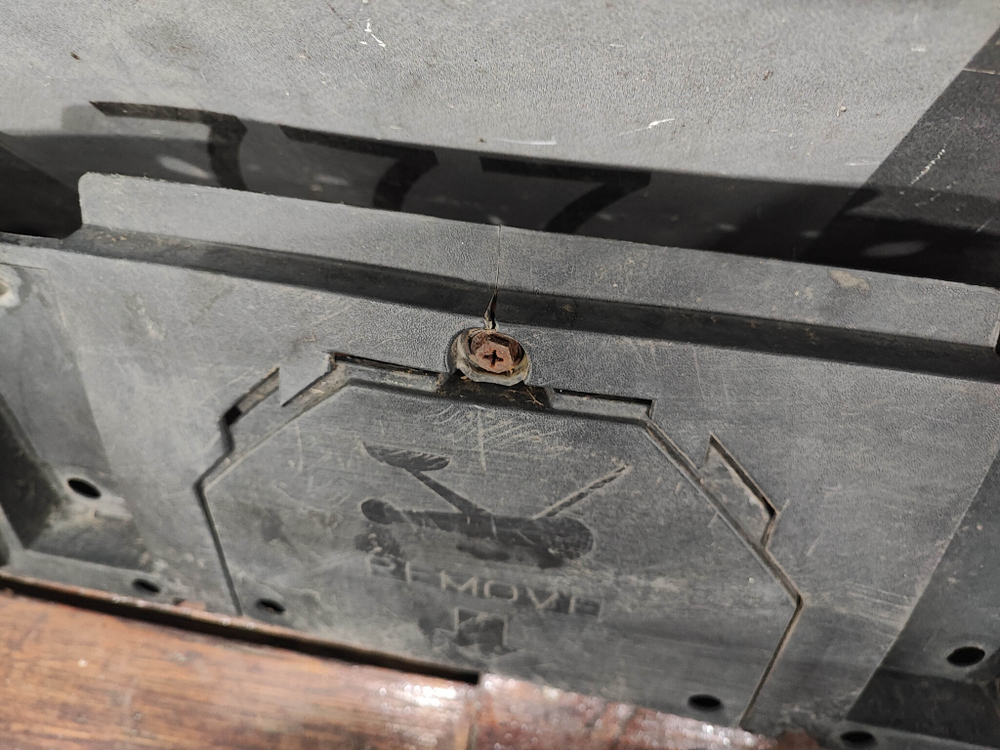 Защита пыльник заднего бампера Lexus NX 1 14-21 Б/У Оригинал 5076878010