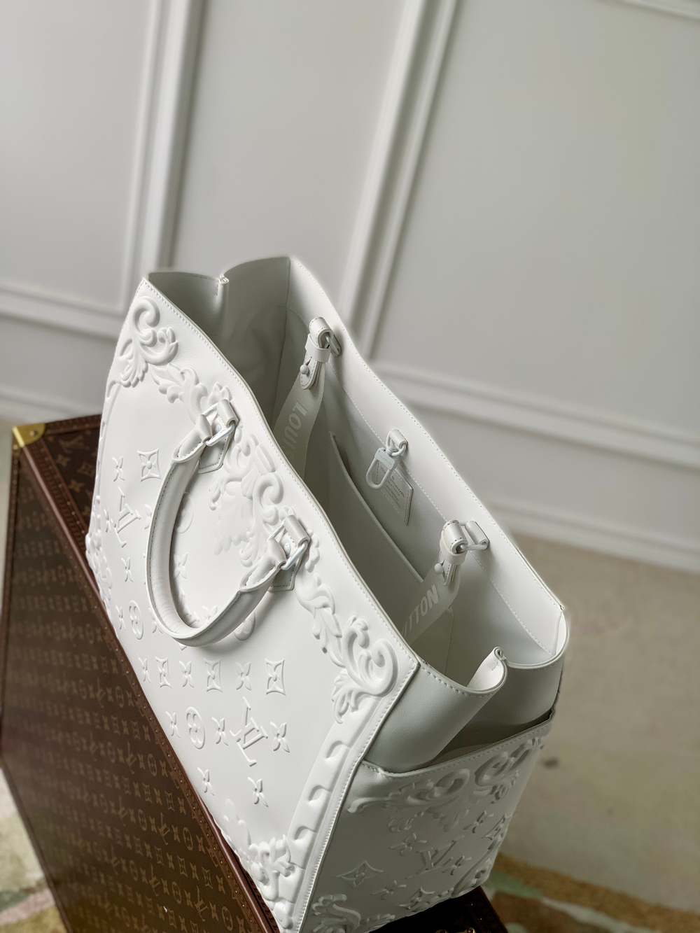Louis Vuitton Sac Plat