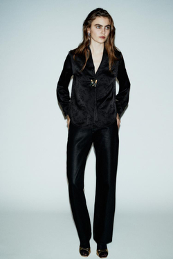 ZARA РУБАШКА С БРОШЬЮ, ЧЕРНЫЙ