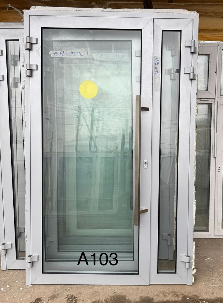 Алюминиевая Дверь Б/У 214(в) х 120(ш) Входная