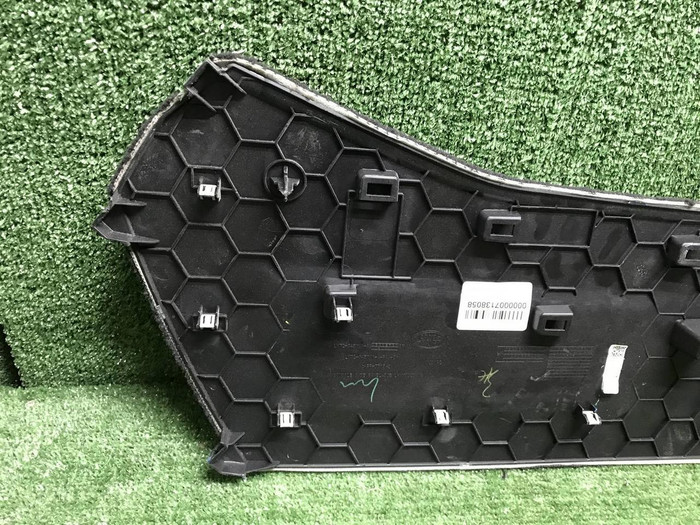 Обшивка салона левая LR Discovery Sport (19-нв)