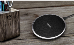 Беспроводная зарядка с имитацией черной кожи Magic Disk 3 от Nillkin