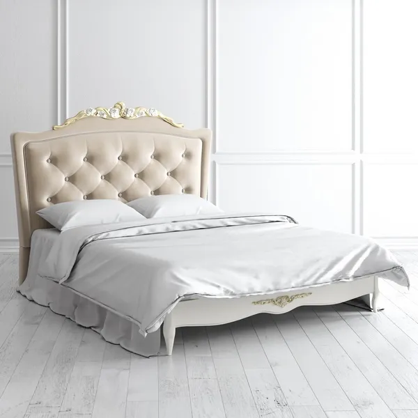 Кровать с мягким изголовьем 160*200