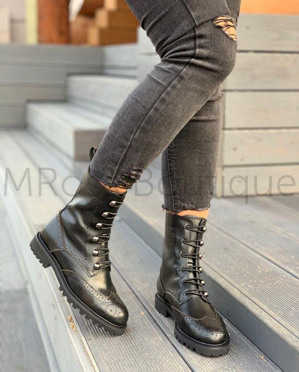 Женские кожаные демисезонные ботинки на шнуровке