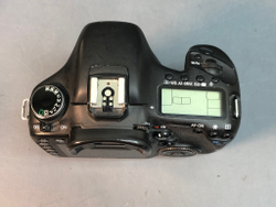 Canon EOS 7D 166.000 кадров, немного битых пикселей