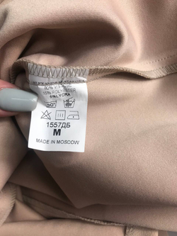 Платье Aleksandra Kazakova светлое, маркировка M, визуально на 46 размер, новое