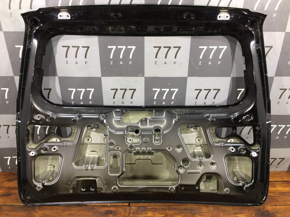 Крышка багажника Kia Mohave (HM) 19-нв Б/У Оригинал 737002J500