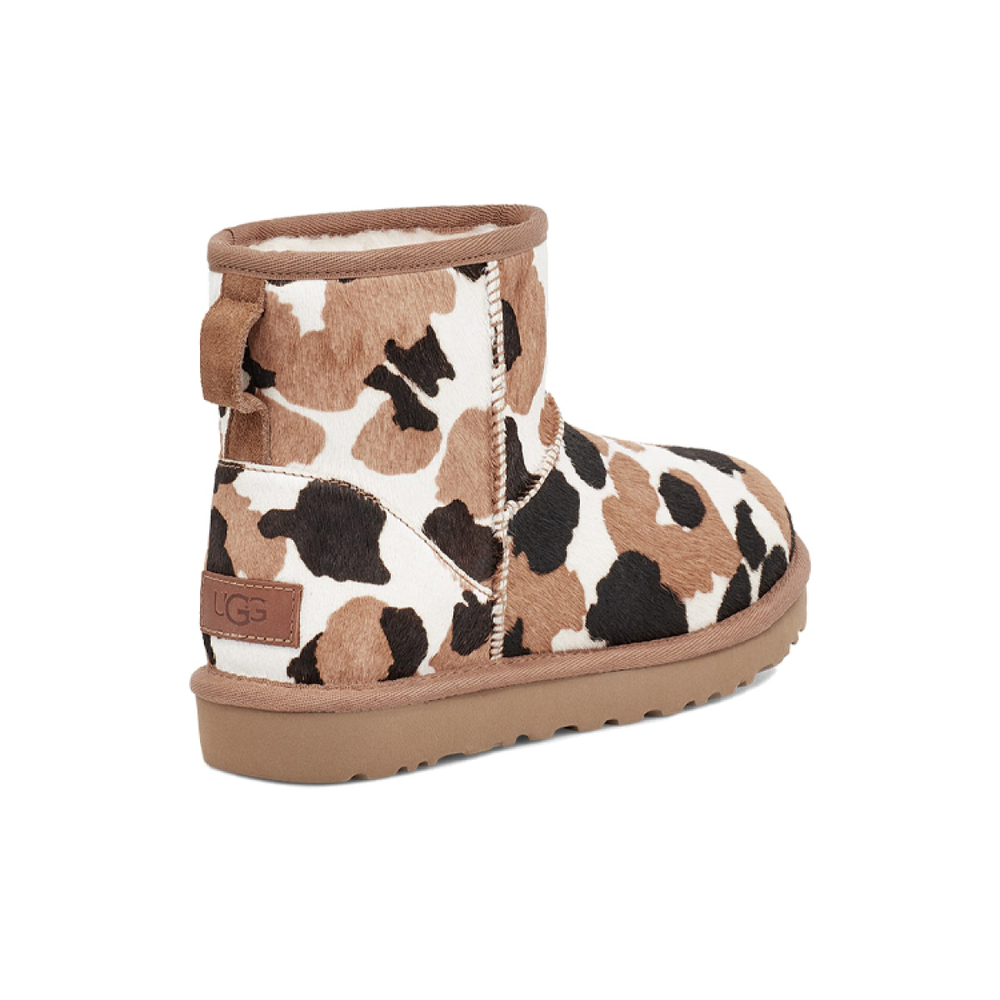 Сапоги UGG Classic Mini Cow Print, 1123353-CHE