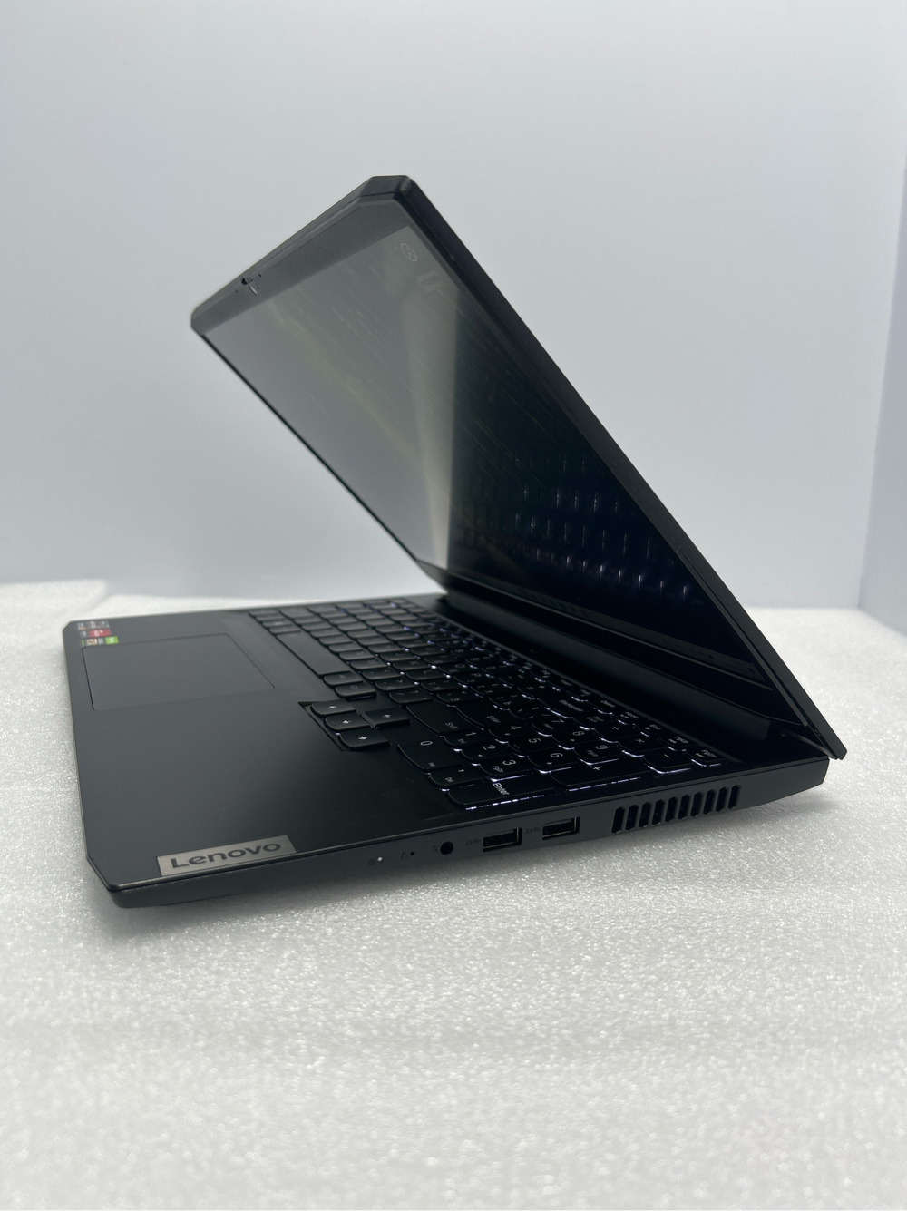 Ноутбук Lenovo IdeaPad Gaming 3 15ACH6 15.6"/AMD Ryzen 7 5800H/RAM 16 GB/SSD 512 GB/Nvidia RTX3050 4GB/1920x1080/IPS 60Hz/DOS/Подсветка кл-ры: LED/Черный. Состояние: B1