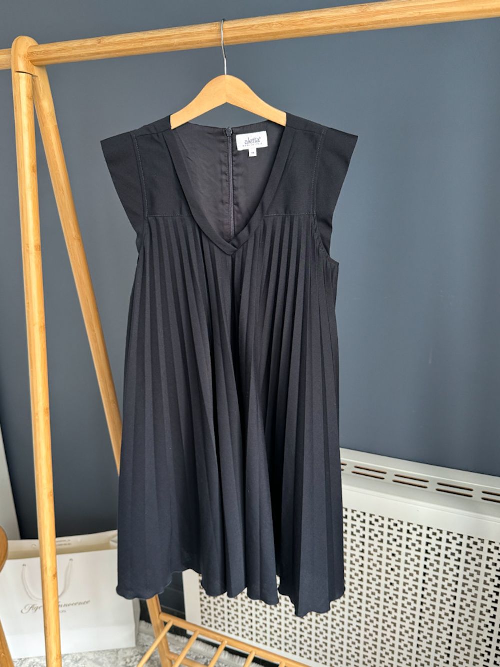 Платье без рукавов Aletta, 146