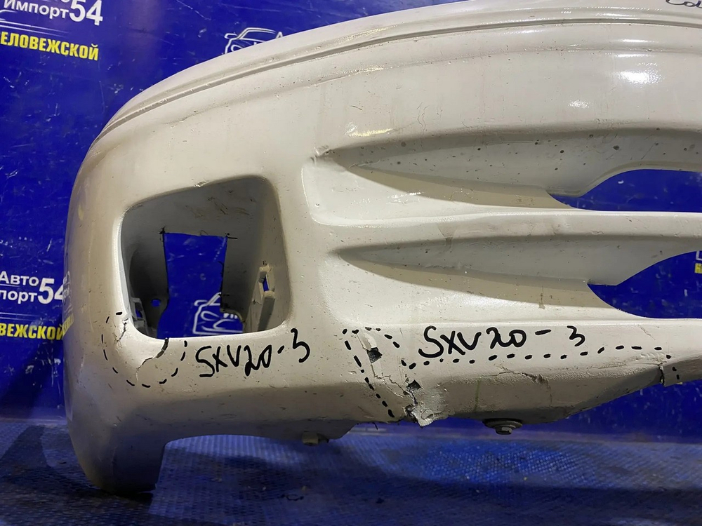 Бампер передний TOYOTA CAMRY GRACIA 1999