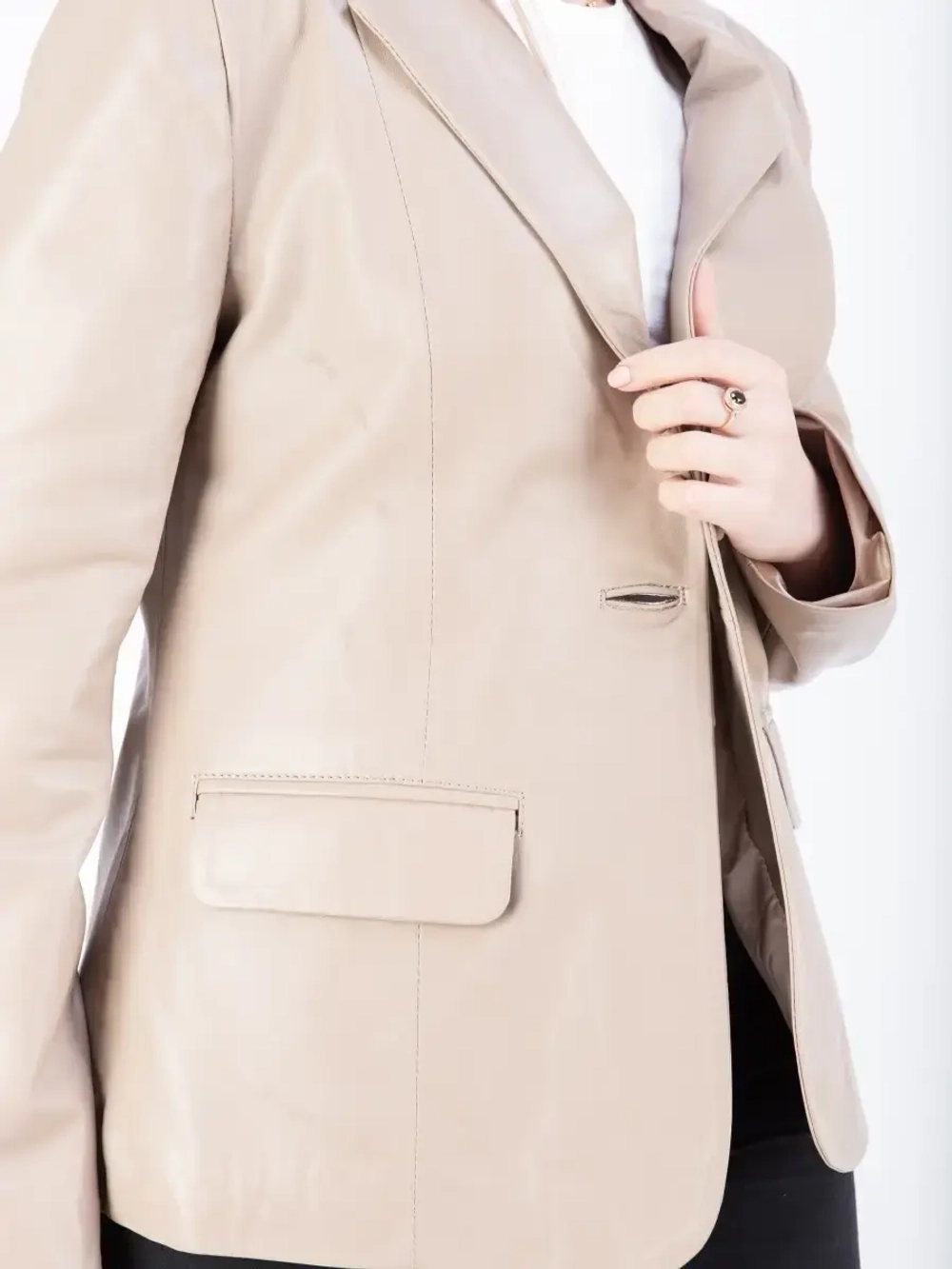 Куртка женская кожаная блейзер женский