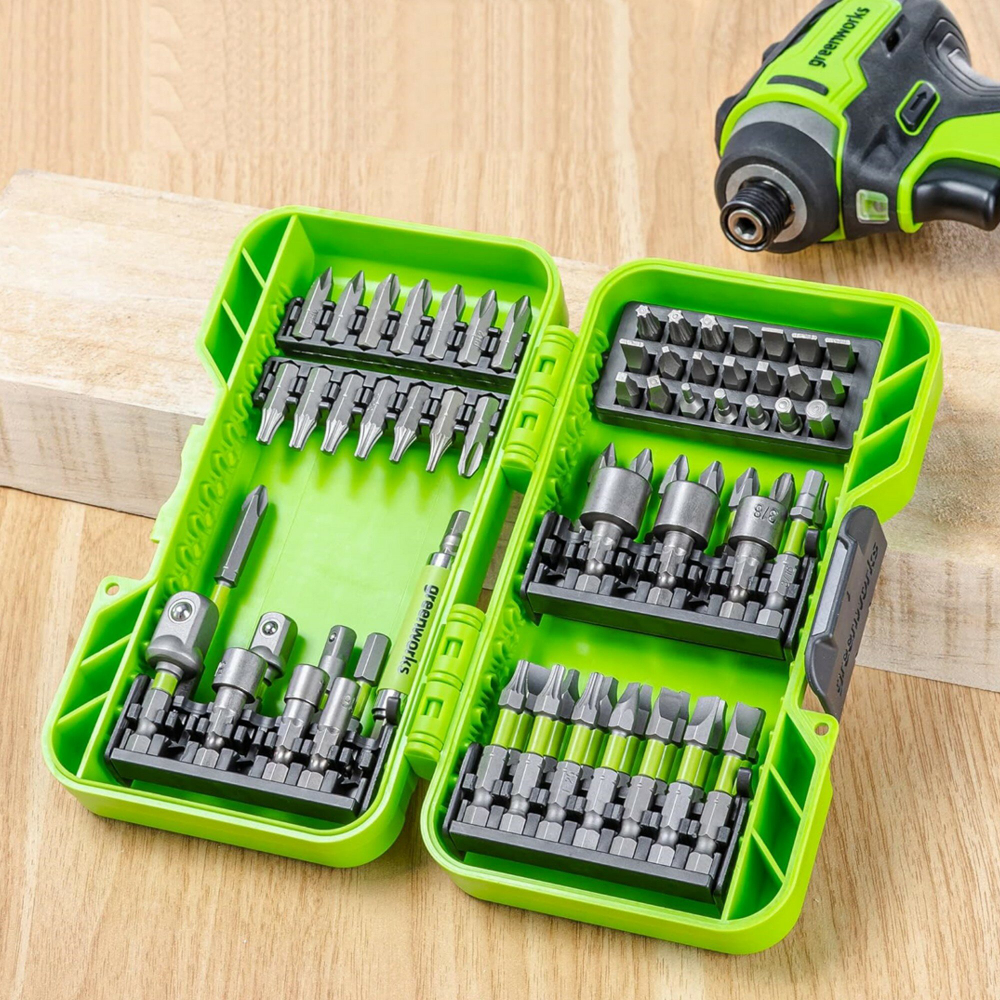 Набор бит и насадок Greenworks 2944407, хромованадиевая сталь S2, магнитный адаптер, 70 шт.