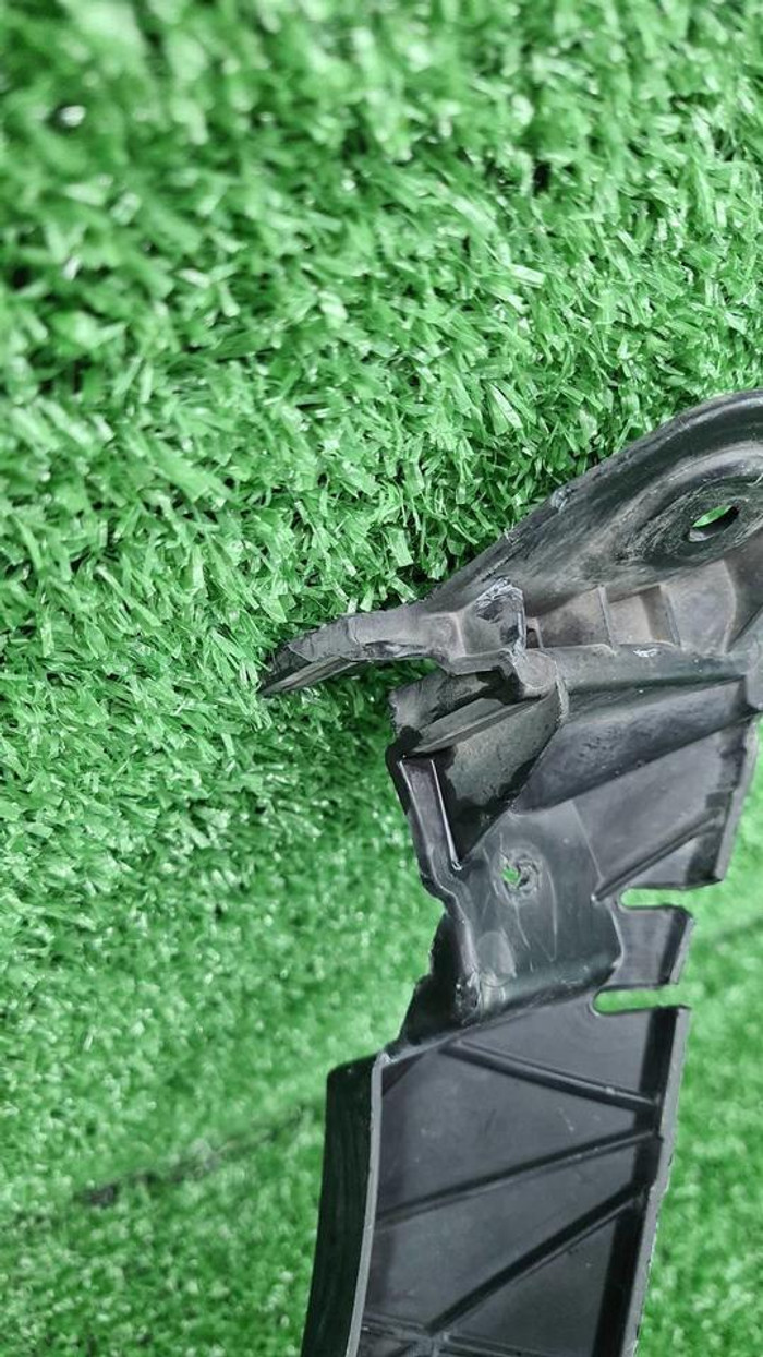 Кронштейн бампера Mercedes GLE c292 (15-19) AMG