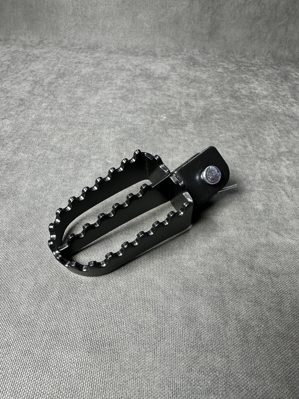 Подножка водителя правая Minsk X250