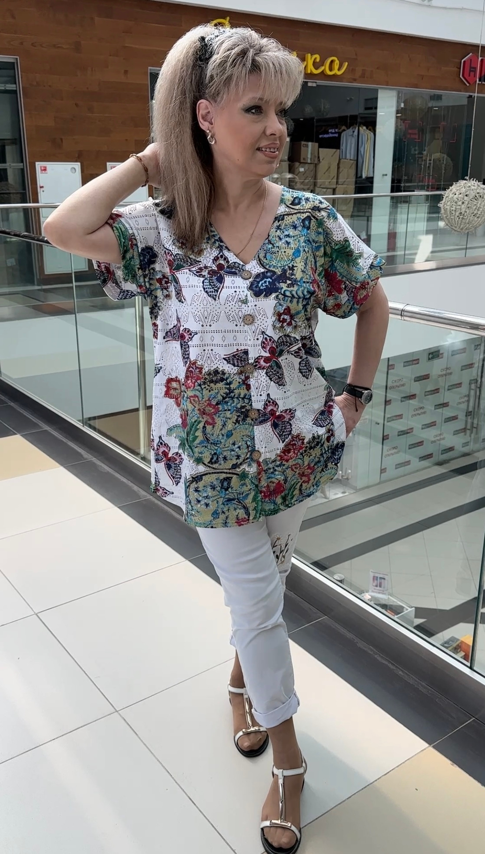 Блузон-туника с принтом из бабочек