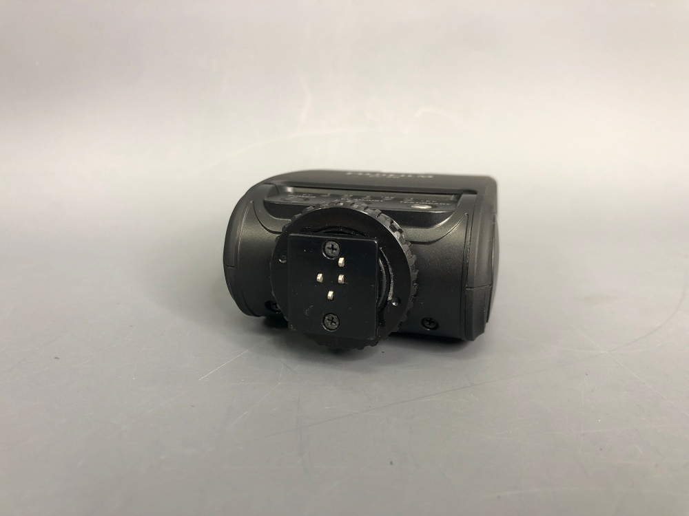 FujiFilm EF-20 TTL Flash
