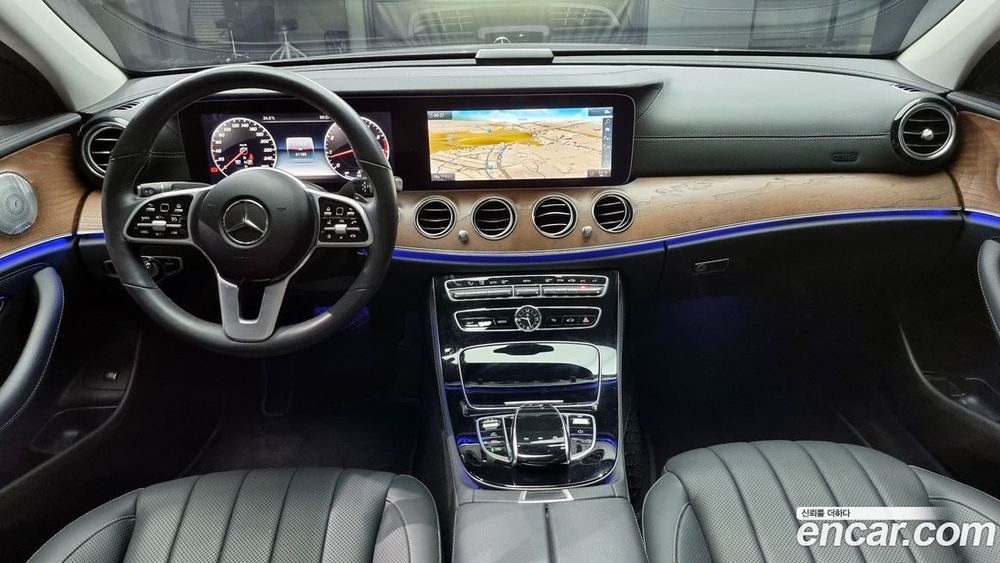Mercedes-Benz E-Class W213 E300 4MATIC Exclusive (09.2019)