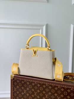 Louis Vuitton Capucines BB