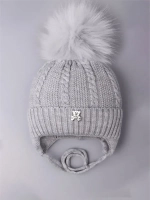 Шапка зимняя вязаная с помпоном для детей