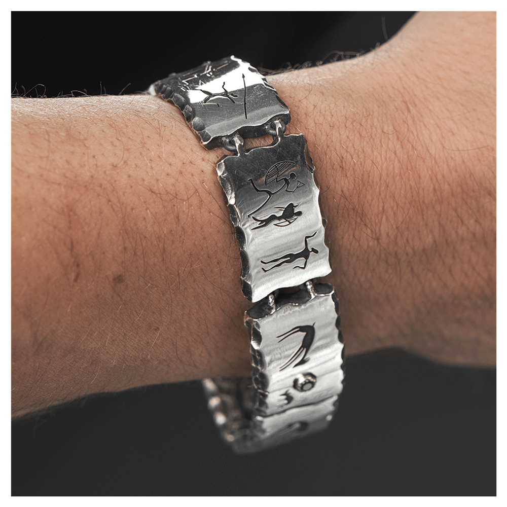 Серебряный браслет «Петроглиф»