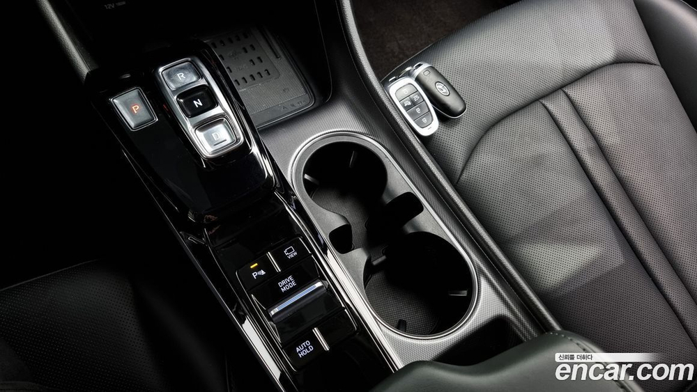 Hyundai Sonata (DN8) 2.0 (12.2019)