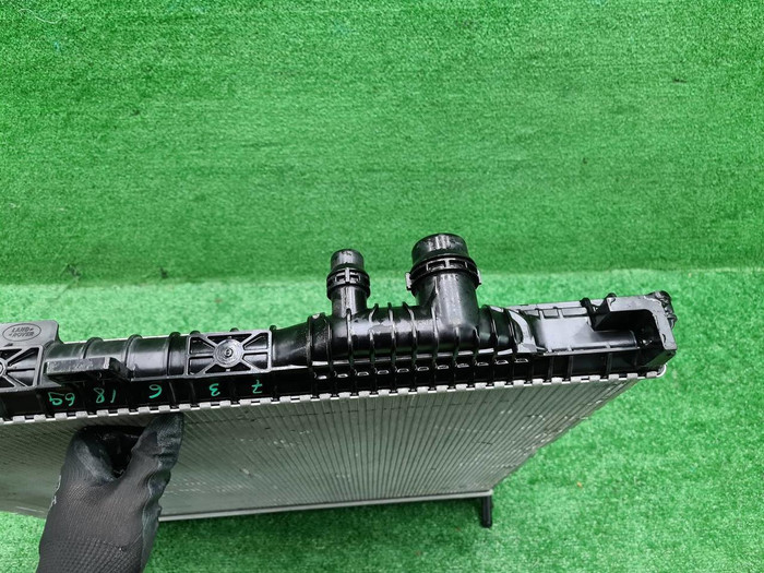 Радиатор охлаждения Range Rover Vogue 5 L460 21-нв