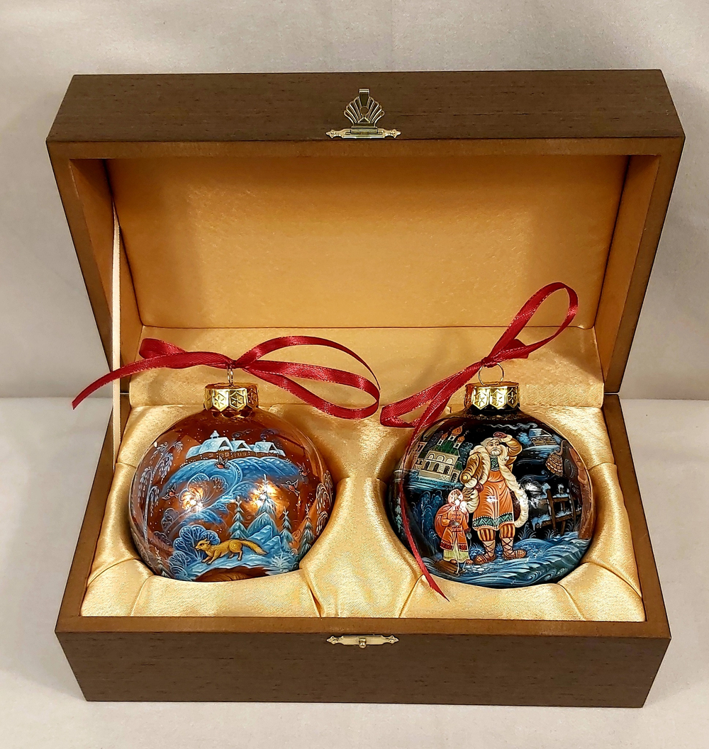 Набор новогодних шаров с ручной росписью "Морозко" и "По-щучьему веленью"