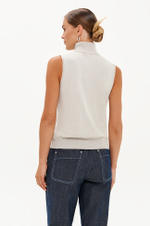 23393 Жилет женский (жемчужный)