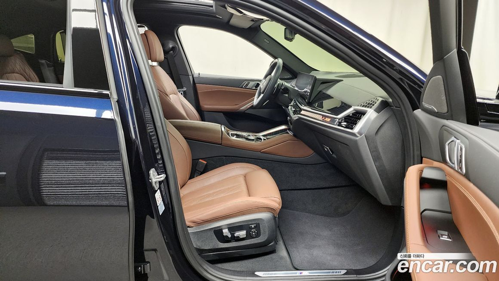 BMW X6 (G06) xDrive40i M Sports (07.2023)