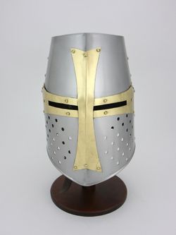 Nautical Шлем крестоносца ''Ведро'' с медной отделкой