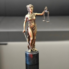 Статуэтка "Фемида" из бронзы малая