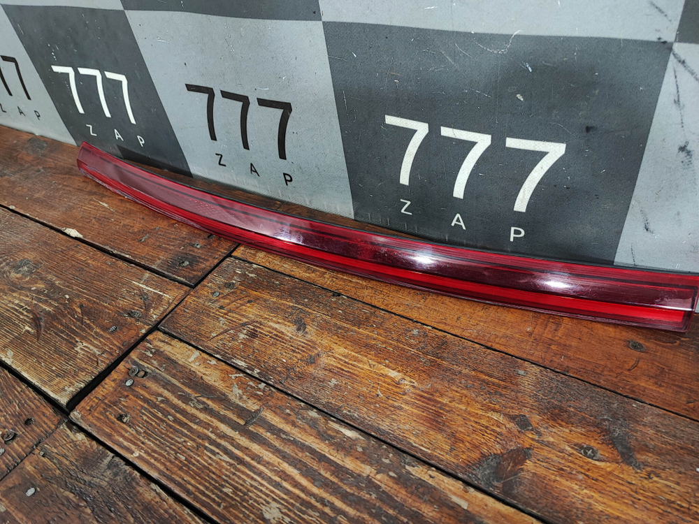 Накладка крышки багажника Kia Sportage 4 (QL) 18-22 Б/У Оригинал 87310F1500