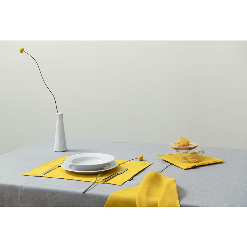 Прихватка из стираного льна горчичного цвета из коллекции essential, 22х22 см