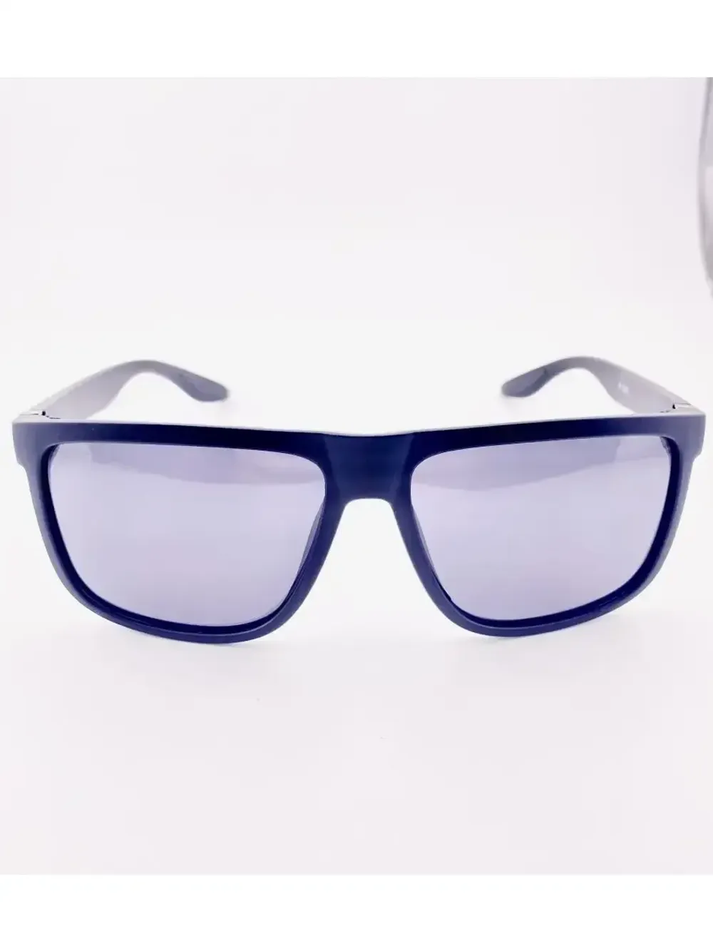 Солнцезащитные очки с поляризацией