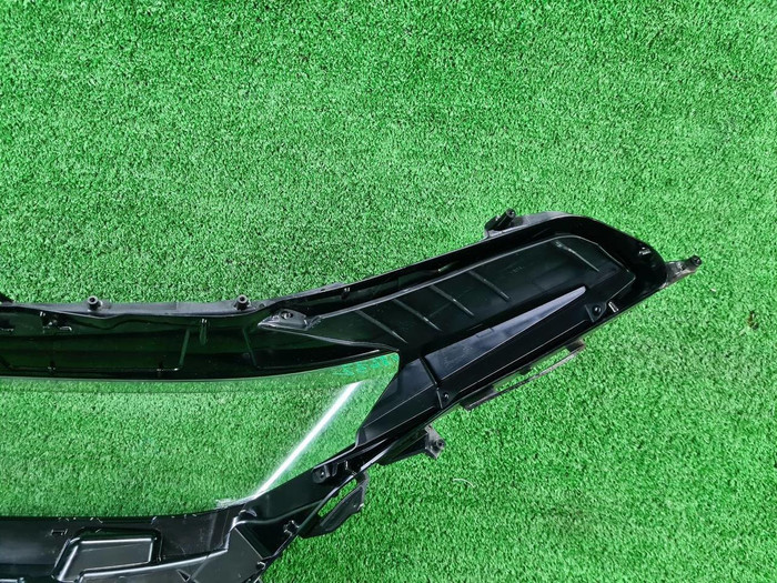 Стекло фары правое Lexus RX 4 (2019-2022)