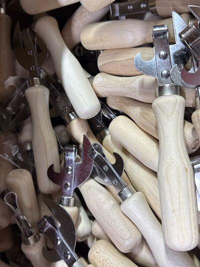 Открывашка деревянная ручка st-5060