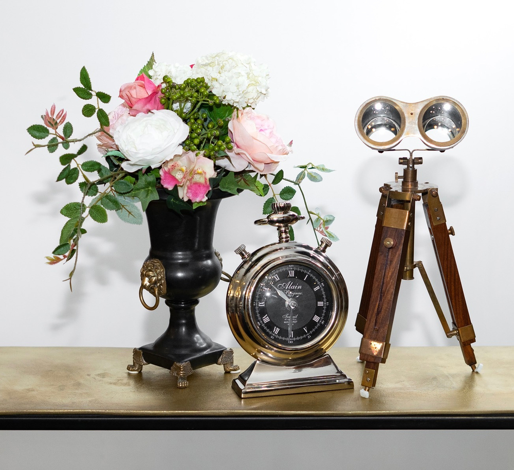 Бинокль кожаный на ножке