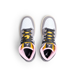 Кроссовки Jordan 1 Mid SE "White Cave Stone" GS