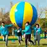 Надувная командная игра "Удержи воздушный шар 2"