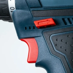 Bosch Дрель-шуруповерт, 18 В, 35 Нм, 2 АКБ