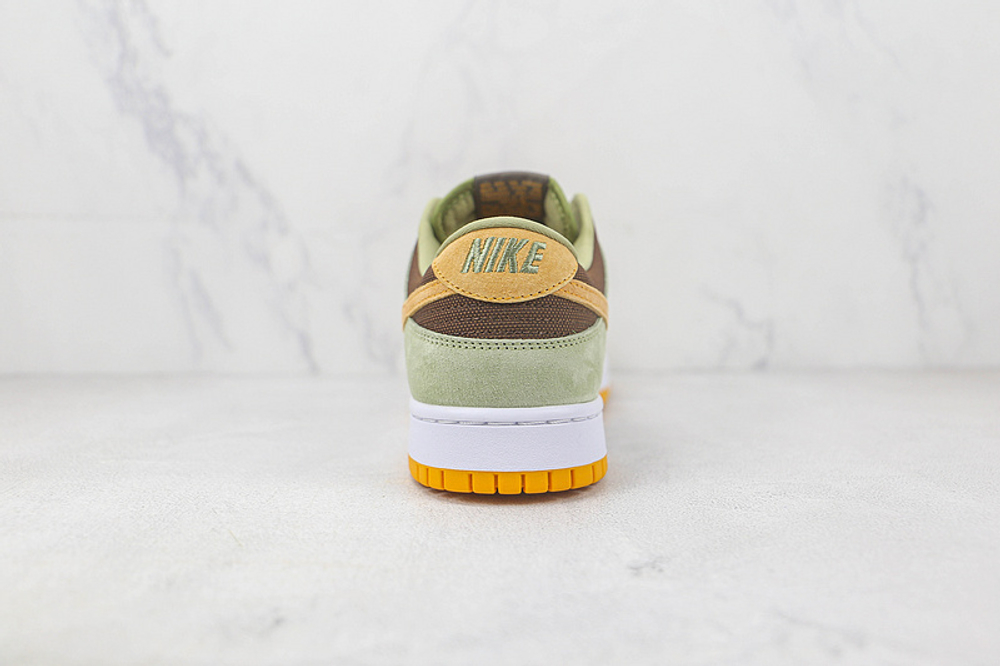 Nike Dunk Low Dusty Olive