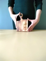 Доска разделочная из дерева сервировочная