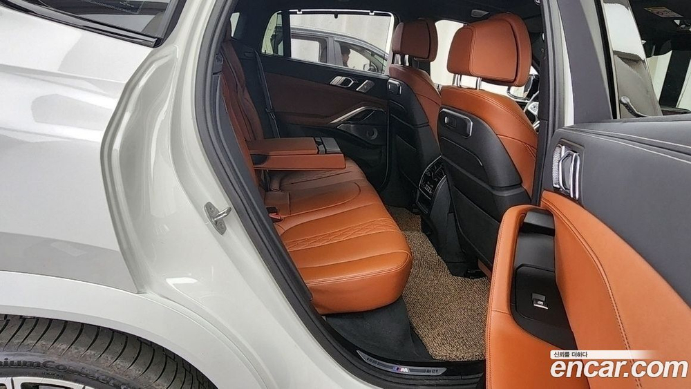 BMW X6 (G06) M60i (08.2023)