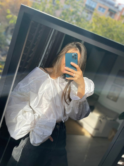 Блуза из шелковой тафты с пышными рукавами